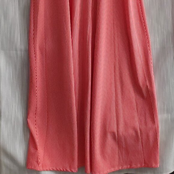 Women's Candy Stripe A Line Maxi Dress Red & White Pinstripe Pockets Button Down - Picture 9 of 9